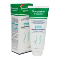 Somatoline Cosmetic Linea Cura del Corpo Trattamento Scrub Levigante Corpo 600 g